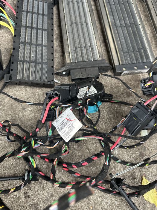 Моторчик пічки, резистор, тен підігріву  Megan 3, Scenic 3, Laguna 3