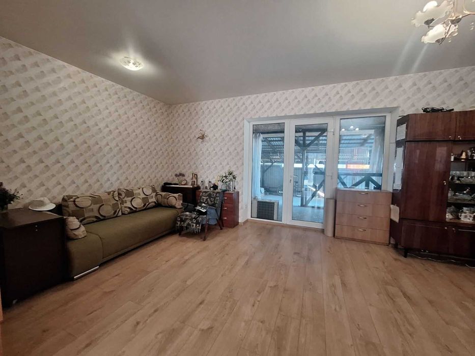 (5) Продам таунхаус в с.Агрономічному 6910