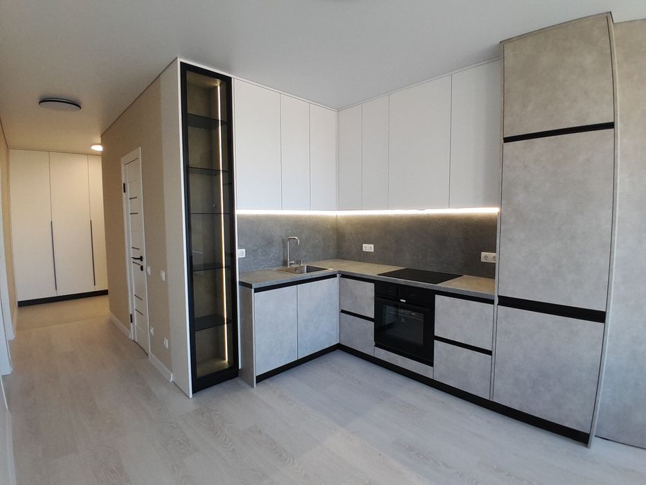 Новобудова Центр 2к.кв-70м2 Новий ремонт!