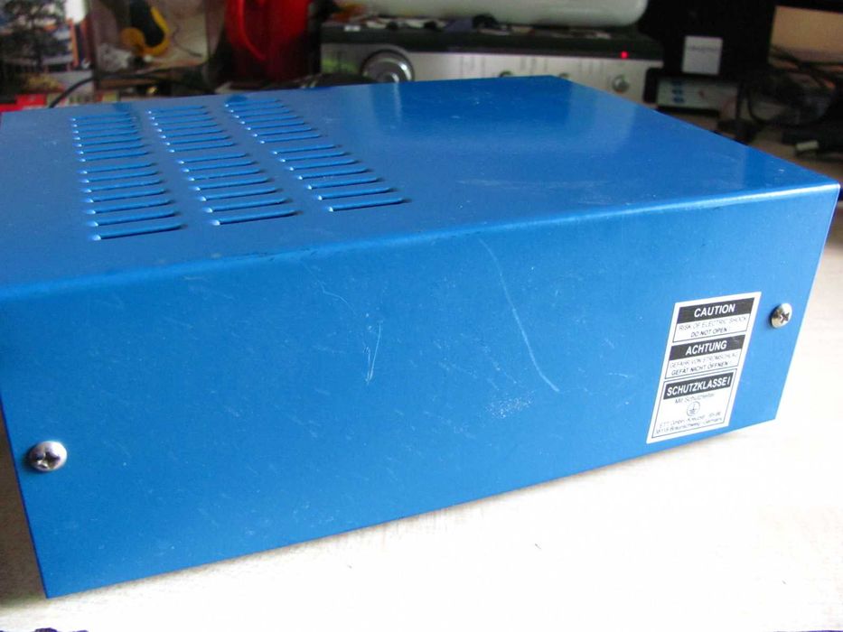 Zasilacz stabilizowany warsztatowy 13,8V 6/8A