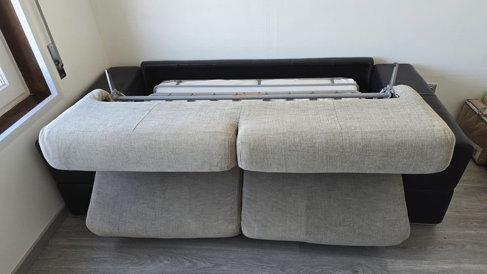 Sofá-Cama 2 Lugares em tecido e couro sintético