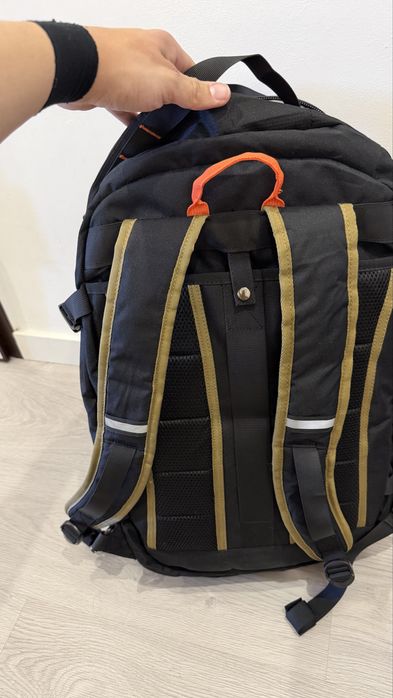 Mochila de viagem/tática 40-50L – como nova