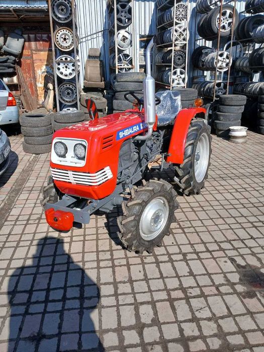 Трактор SHIBAURA SD1540B