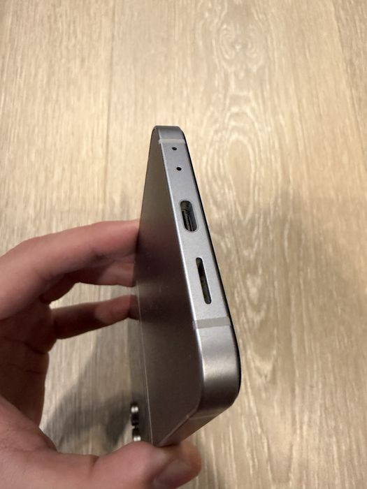 Samsung Galaxy Flip 6