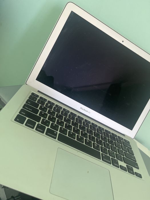 Macbook air A1369