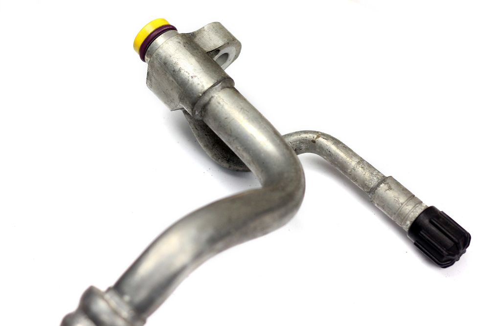 Przewód wąż klimatyzacji BMW E90 E91 N47N po liftingu 316d 320d 318d