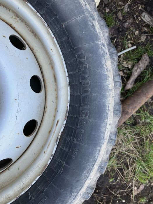 Диски і резина  комплект