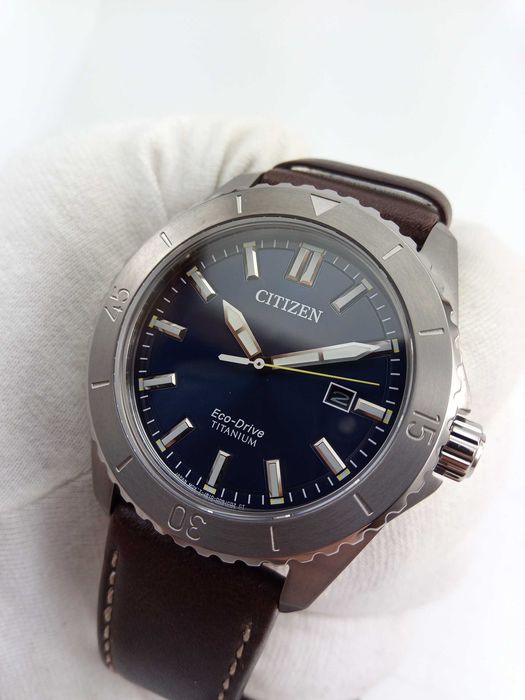 Титановые мужские часы Citizen Eco-Drive AW1840-09L, сапфировое стекло