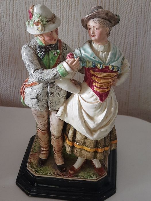 Статуэтка Бернард Блох