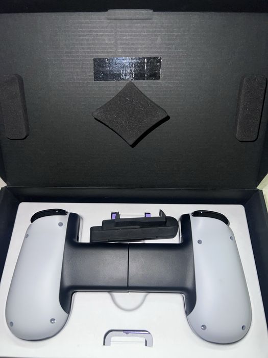 Backbone для iPhone геймпад/джойстик