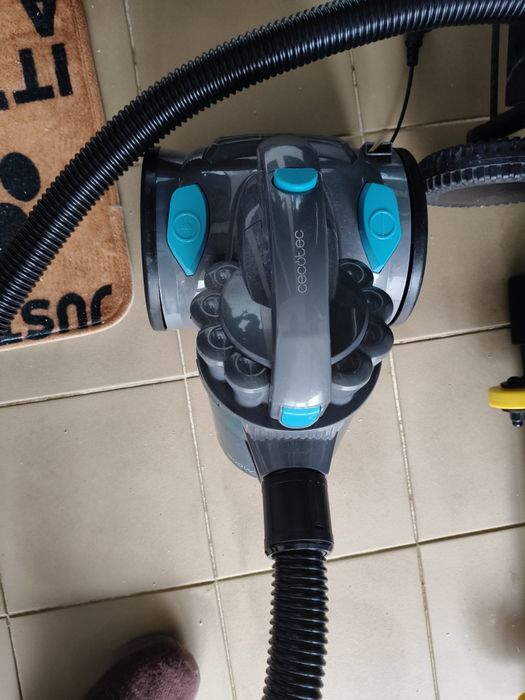 Aspirador Cecotec Rockstar 8600