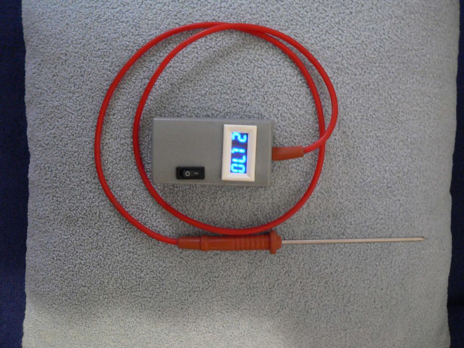 Цифровий термометр для технологів харчових виробництв.