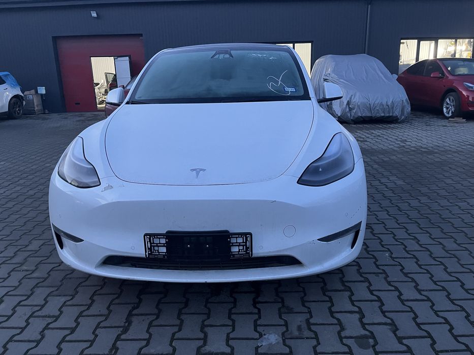 Продам крило ліве Tesla Model Y 2024 рік PPSW
