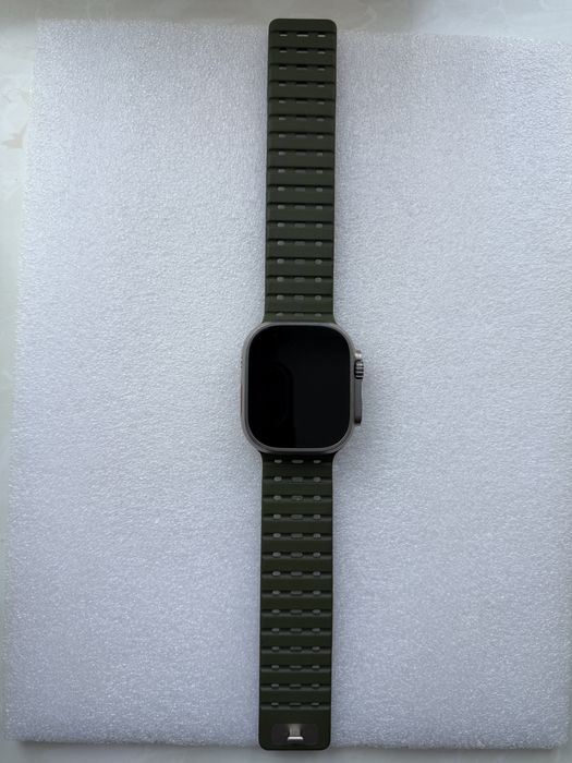 Apple Watch Ultra 2 49mm GPS+LTE Titanium Case