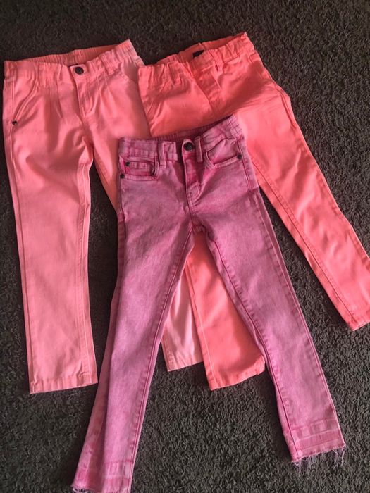 Nowe Spodnie wiosenno - letnie kolory rozmiar 116
