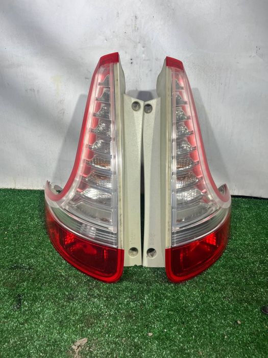 Задні ліхтарі стопи стоп Renault Grand Scenic 3 ліхтар рено фонар