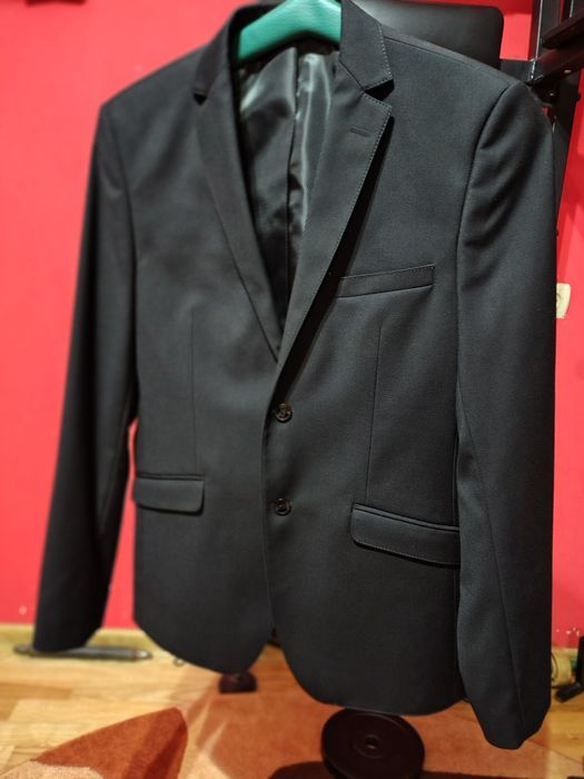 Чоловічий костюм
