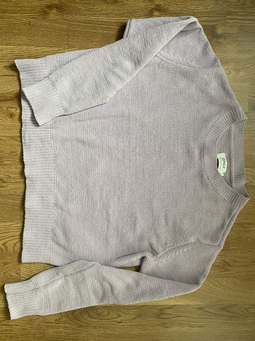 Sweter damski w kolorze jasno fioletowym. Firmy Only