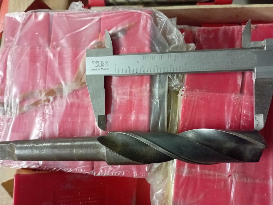 Brocas cónicas Dormer