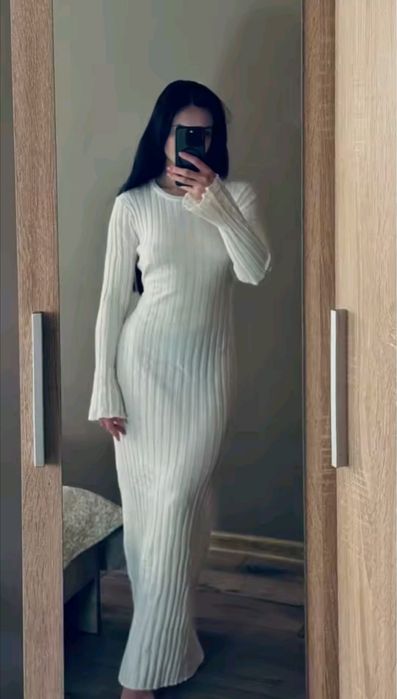 Стильна сукня максі