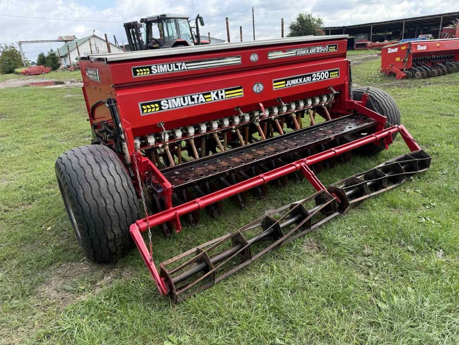 Сівалка зернова дискова причіпна 2.5м SIMULTA JUNKKARI 2500 Каток (сз)