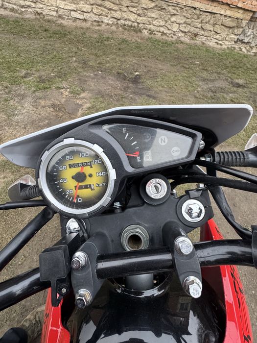 Продам Spark SP-D4