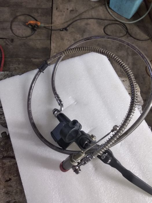 Гідравлічне зчеплення на мото універсальне