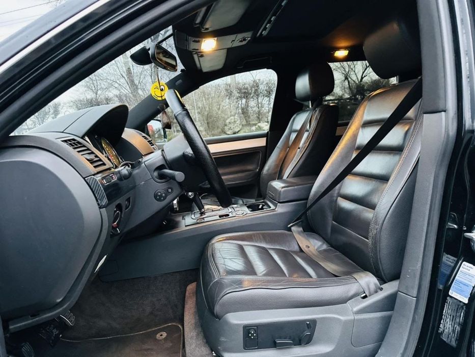 Volkswagen Touareg V10