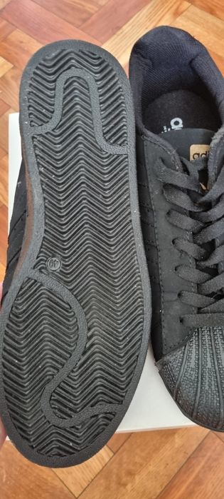 Нові adidas superstar,40 розмір,чорні.