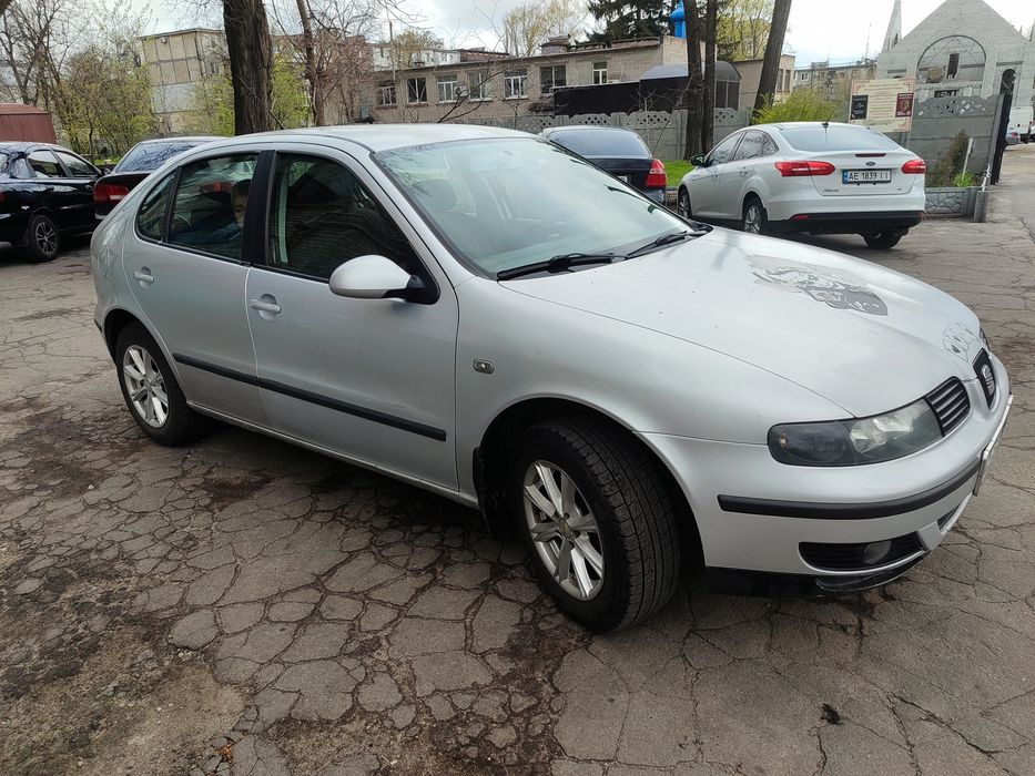 Seat leon 1.6 mk1 2003 рік