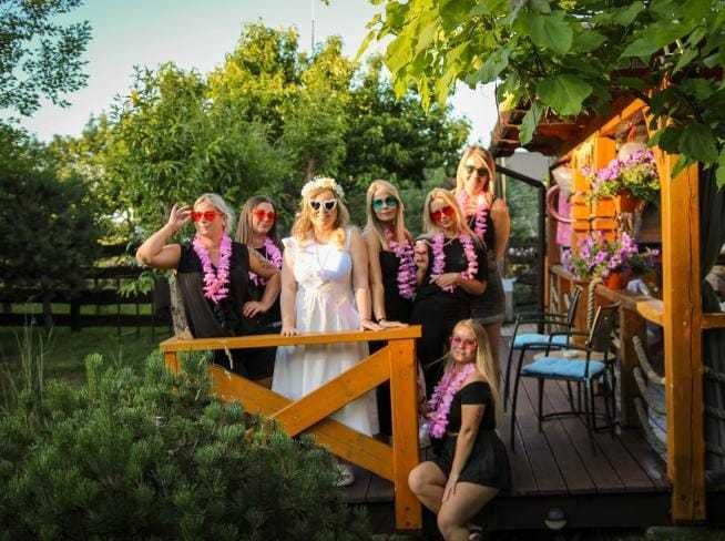 BANIA-BALIA-JACUZZY/SAUNA                         
 Chata w Józefkowie