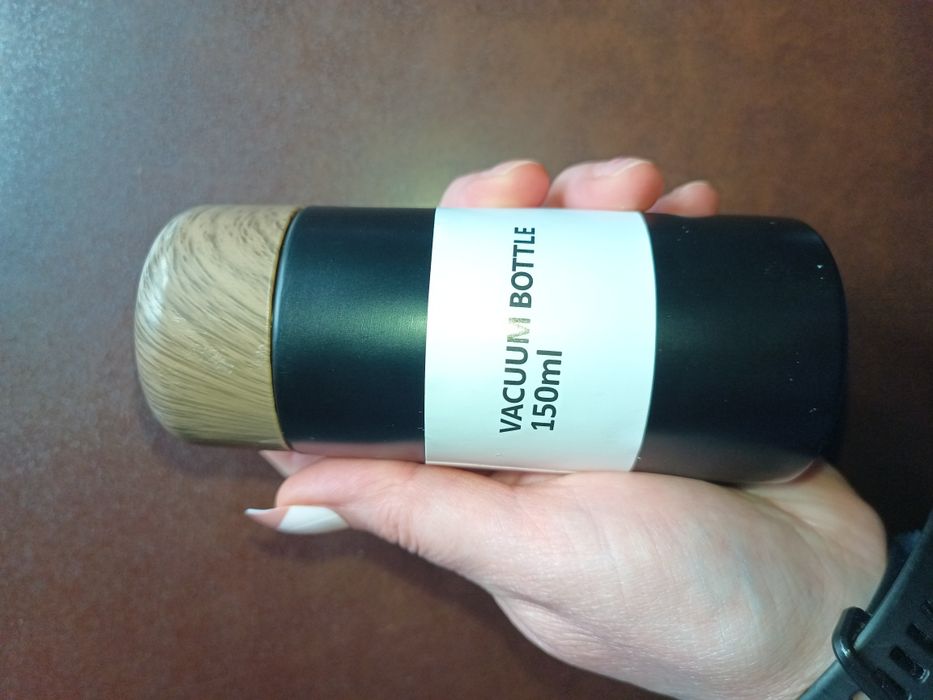 Термос для напоїв, 150мл. Чорний колір. Із ситечком для чайного листя