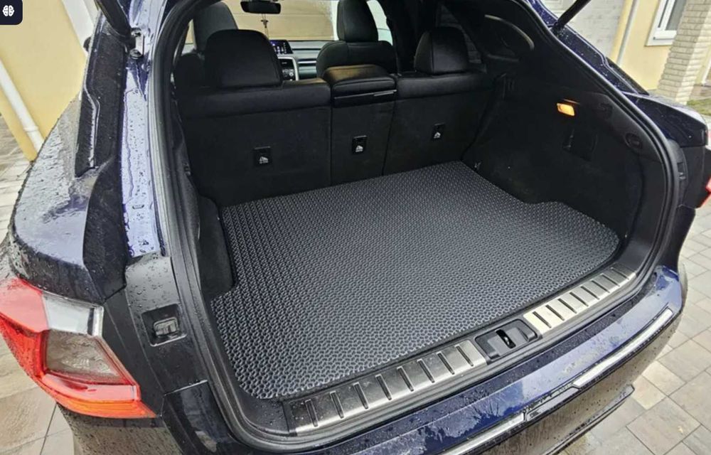 Коврик в Багажник Skoda Volkswagen Renault BMW Opel EVA Килимок в авто