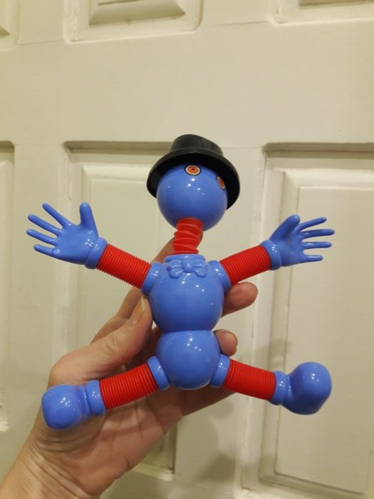 Игрушки мягкие, пластиковые