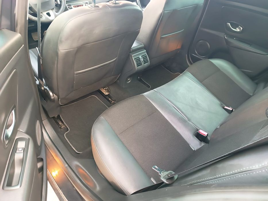 Renault Megane ST 1.5DCI com 143 mil km
