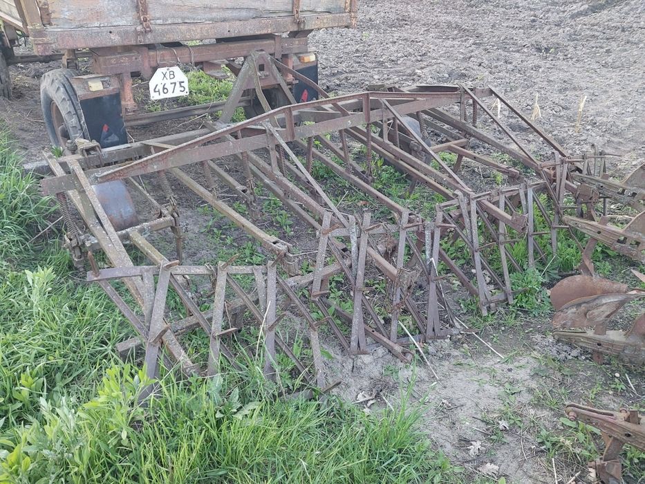 Культиватор навісний тракторний