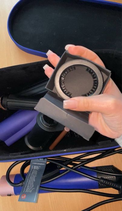 Dyson airwrap multi-styler