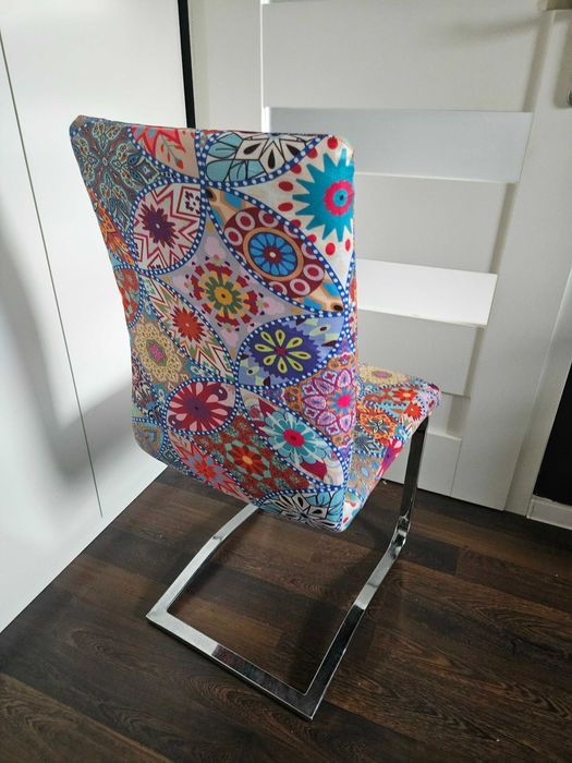 Pokrowce na krzesła wzór folklor kolorowe 4 szt uniwersalne