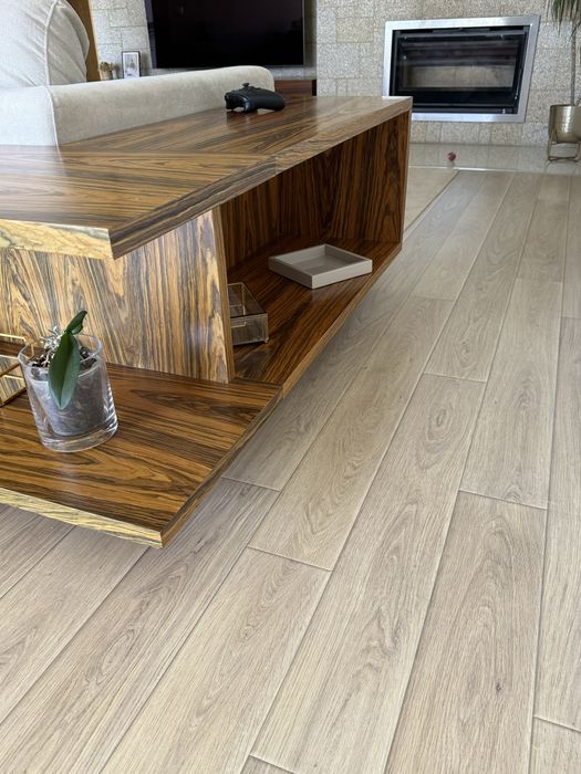 Movel de Sala em Pau ferro 165x140cm