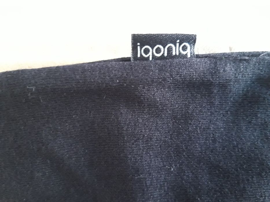 Koszulka T-shirt Iqoniq Bawełna 100 % super jakość czarna  M