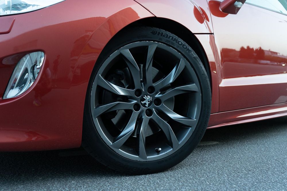 Peugeot RCZ – 200CV – Full Extras