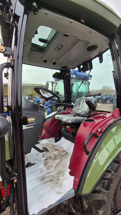 Трактор с кабиной Кентавр 404 SC 2025 доставка на дом