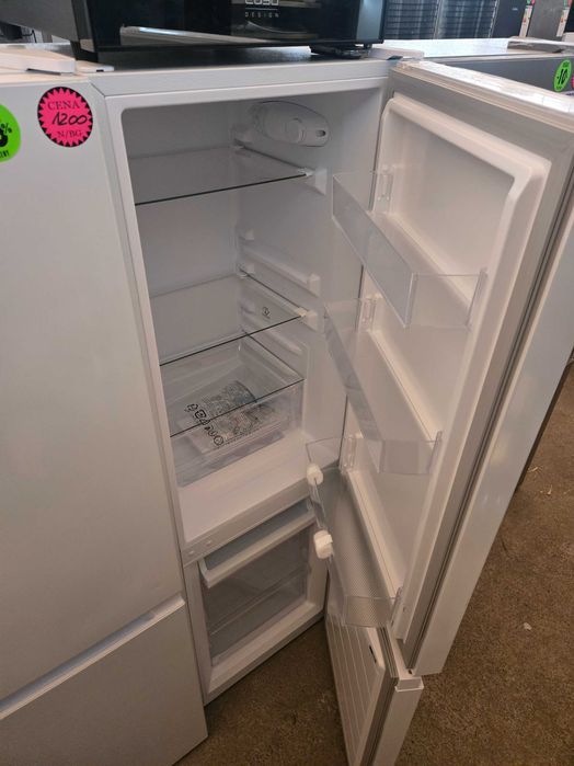 OUTLET Janki, ul. Wspólna 6 Lodówka 150cm
