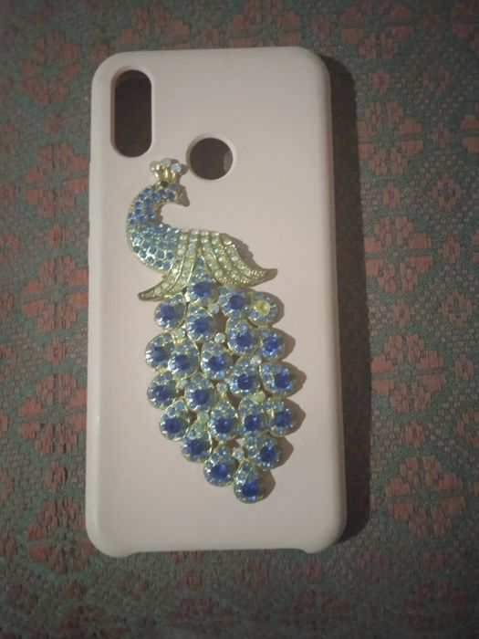 Чохол для Huawei Nova 3i або Huawei P Smart Plus.