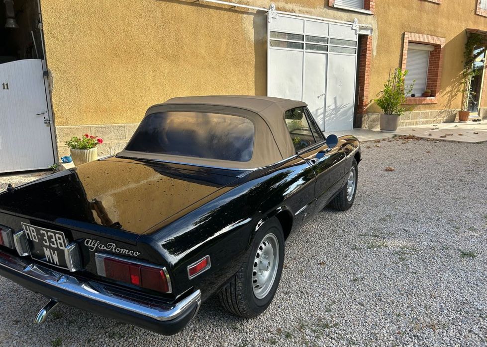 Alfa Romeo spider 2000