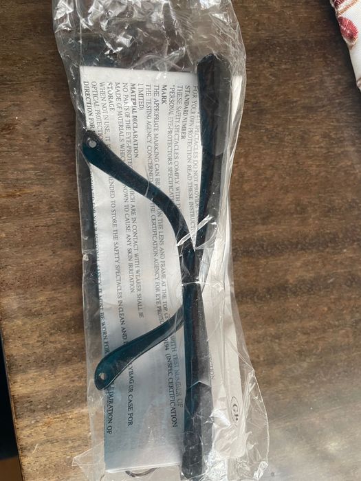 Okulary ochronne nowe