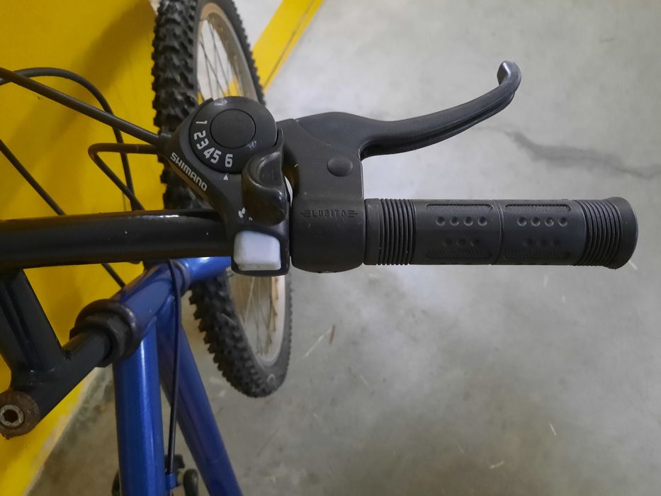 Bicicleta Mountain Bike