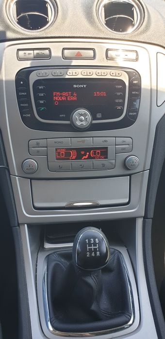 Vendo Ford Mondeo 1.8 duratorq