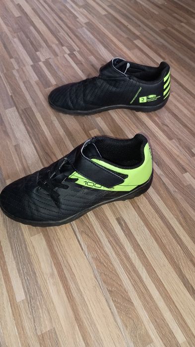 Buty turfy piłkarskie kipsta