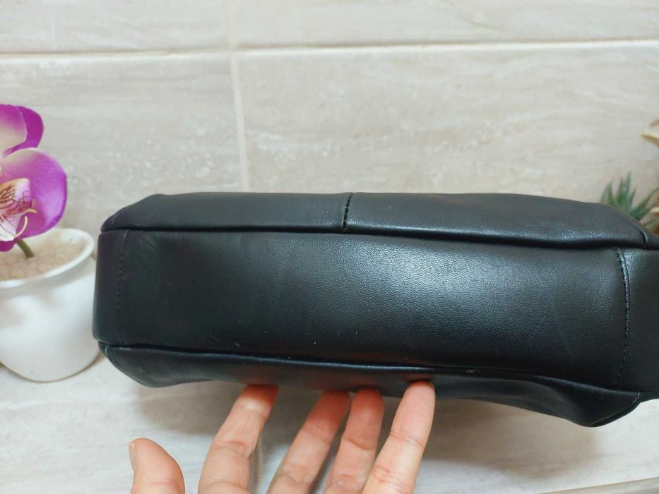 Radley компактна симпатична сумочка. натуральна шкіра.